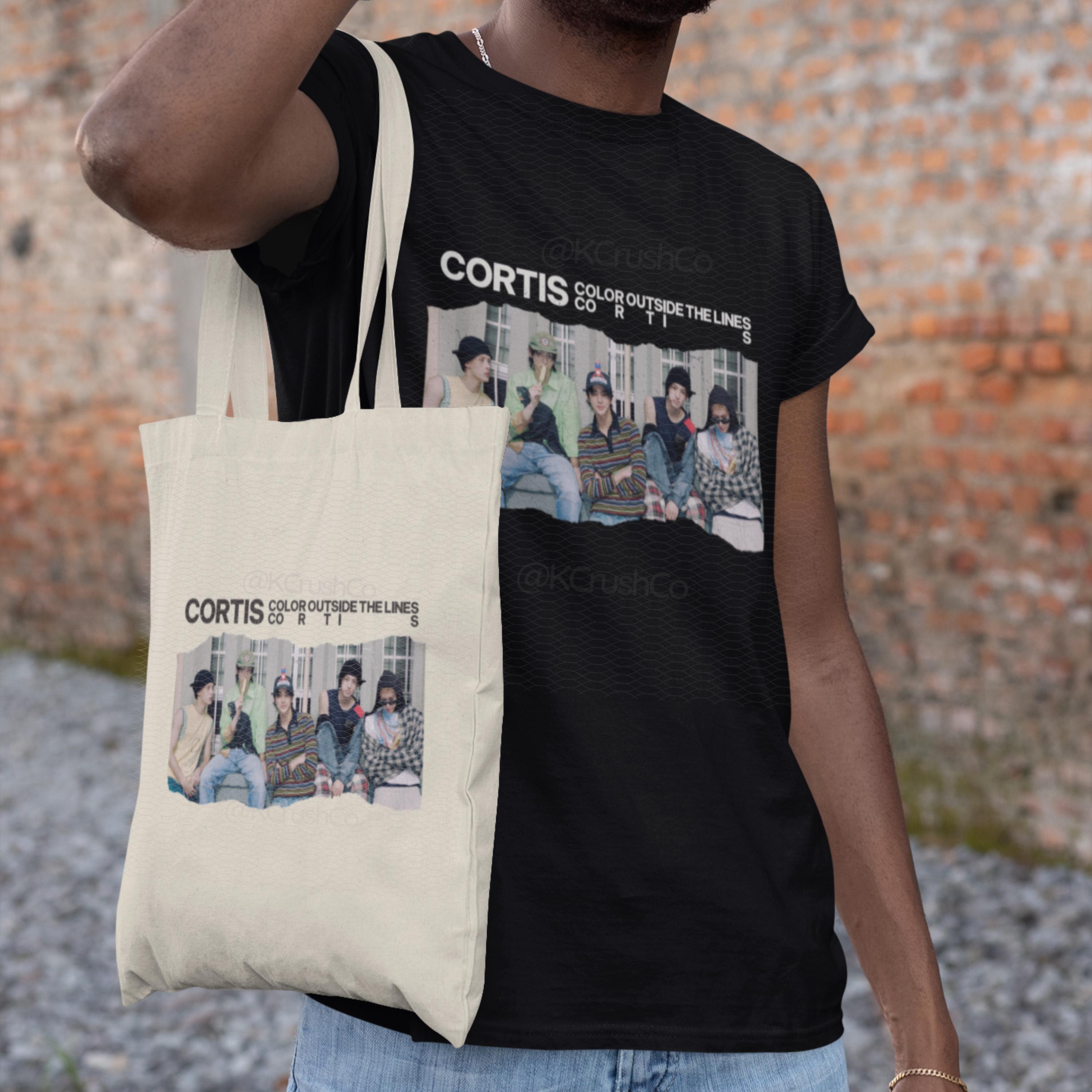 L サイズ T - Shirt Tシャツ CORTIS 新品未開封 CORTIS カラーアウトサイドザラインシャツ、Cortis Tシャツ、Cortis