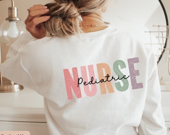 Enfermera pediátrica png, enfermera png, enfermera pediátrica, enfermería, enfermera, regalo de enfermera, RN png, futura enfermera, camisa de enfermera, enfermera registrada, enfermeras, RN