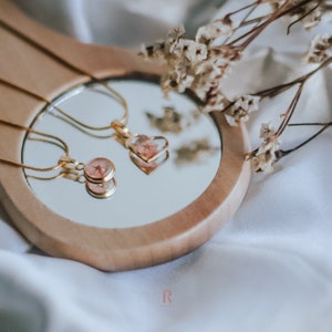 Best Friend Set | Friendship Necklace | Hypoallergenic | Non-Tarnish | Resin Necklace | Pressed Flower Necklace | Floral Necklace