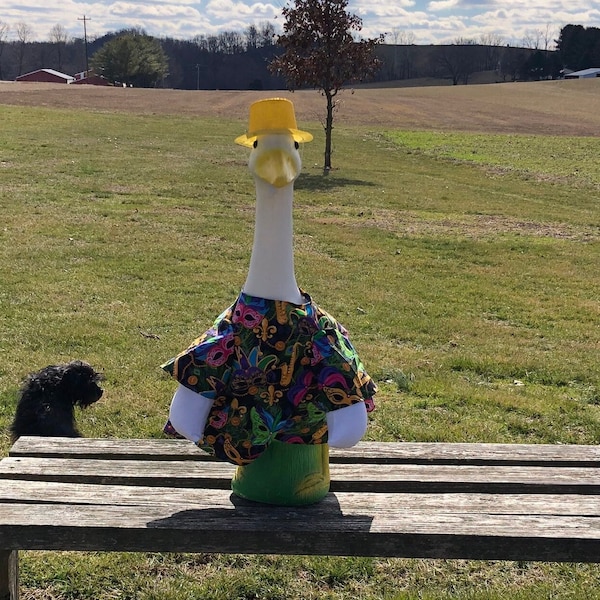 mardi gras golden goose