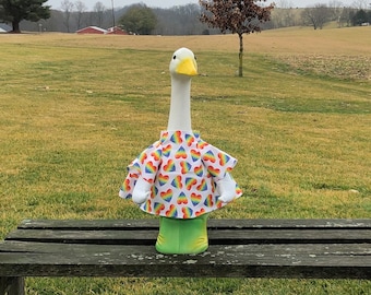 White Ombre Rainbow Hearts LGBTQ+ Pride Outfit for 23-28 Inch (Large) Concrete or Plastic Lawn Goose/Duck