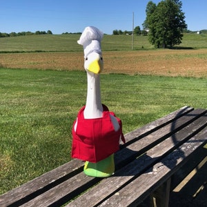 Kiss the Chef Accessory Kit for 23-28 Inch (Large) Concrete or Plastic Lawn Goose/Duck