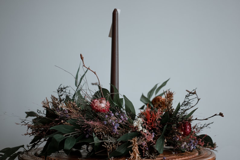 Image shown 60cm garland (perfect to form a wreath for centerpiece decor)