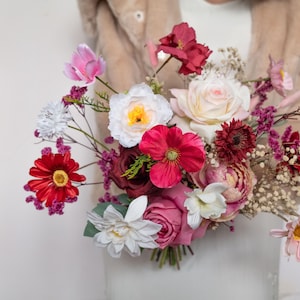 Red and Pink Wedding bouquet / Romanic bouquet / valentine flower / wildflower wedding