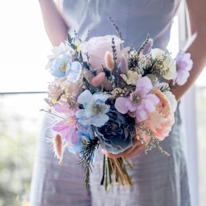 Wildflower Wedding bouquet / boho bridal bouquet / Spring wedding / purple and blue