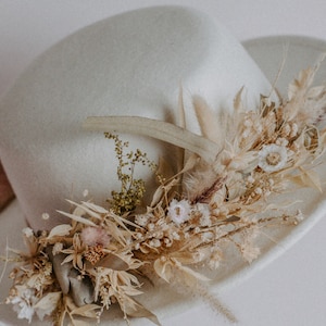 Boho wedding bridal hat / flat top hat / mordern rustic wedding / ivory white / Dried flower crown