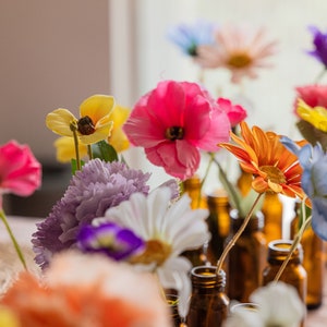 Mélange de fleurs sauvages pour pièce maîtresse de vase/mariage printemps-été/arrangement de fleurs en soie image 3