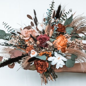 Rust terracotta Black pampas Wedding Bouquet / Burnt Orange Burgundy Bridal Bouquet / Dried Flower / Silk Flower / Fall wedding