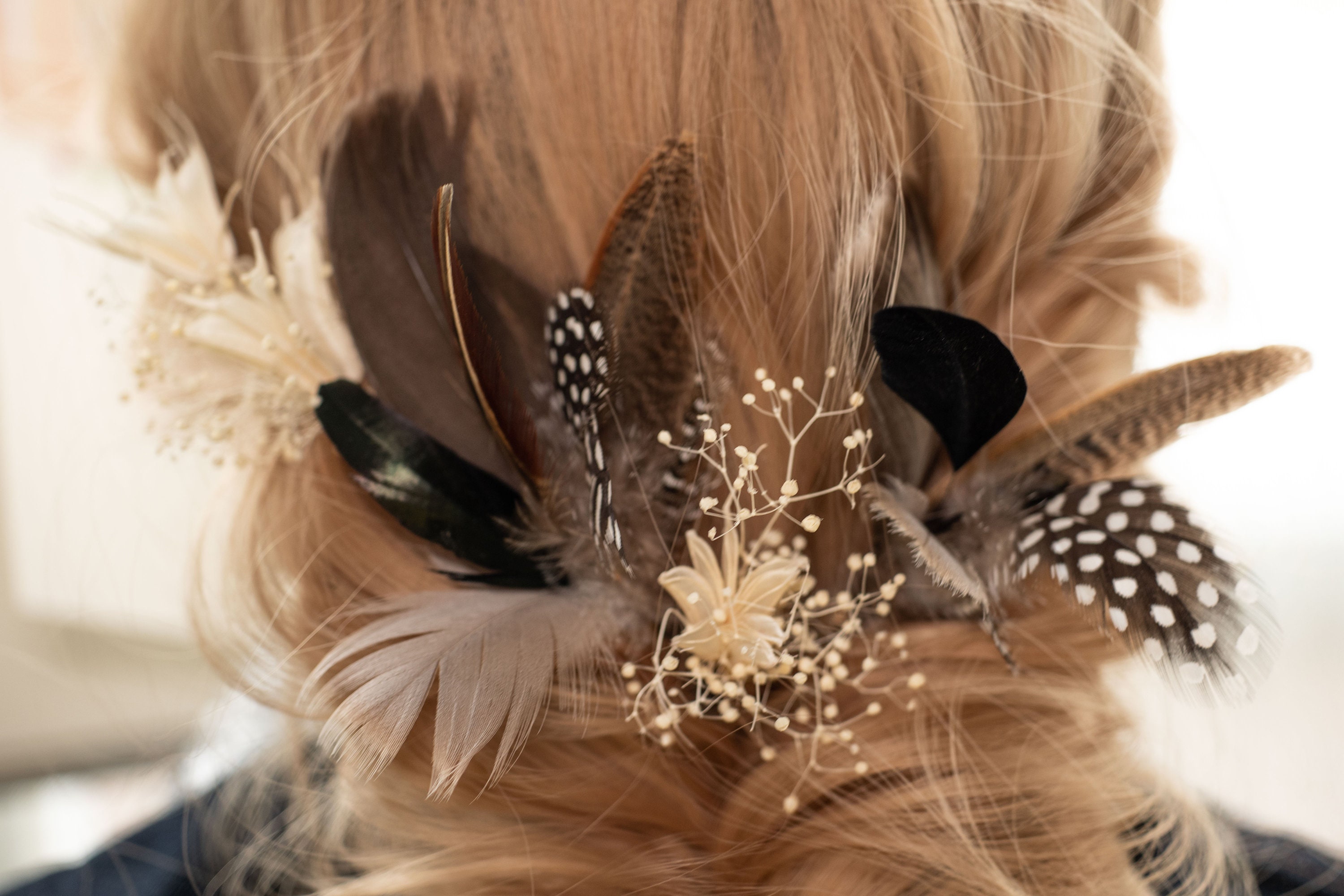 Feather Hair Pins: Boho Wedding Hair Clips, Flower Crown Set  display picture 1