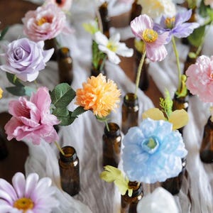 Pastell Blumen für eine Knospe, Blumenvase, Bridgerton / Pastell / Blumendeko / Monet Hochzeit Tischdeko