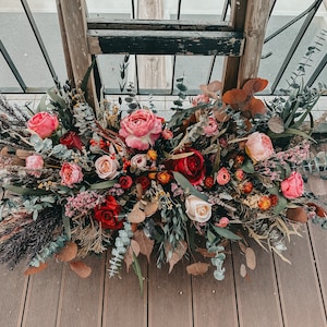 Christmas wedding / Jewel tone Wedding Arch / Pink and red Arch arrangements / flower Arbor / Swag Flower Arrangement