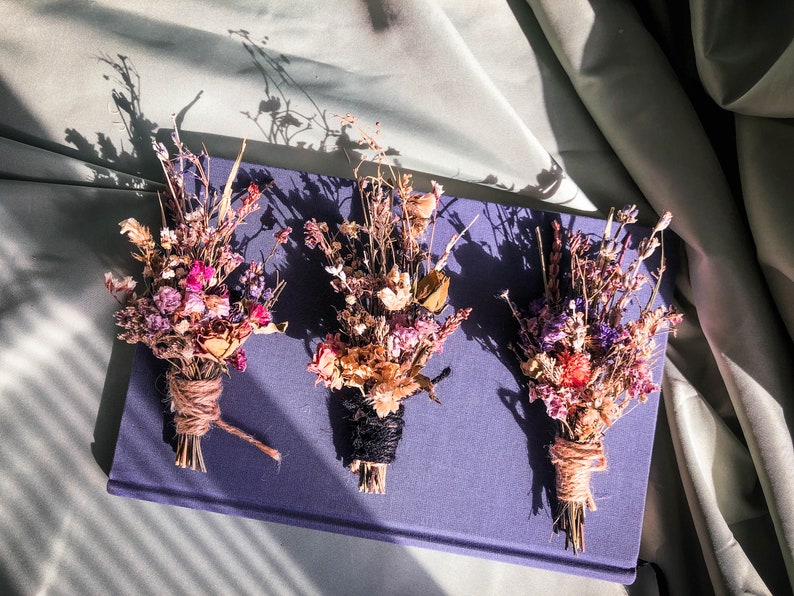 Dried flower boutonniere/ buttonhole/ Gothic Halloween rustic boutonniere/ winter wedding boutonniere/ fall wedding/ black wedding image 2