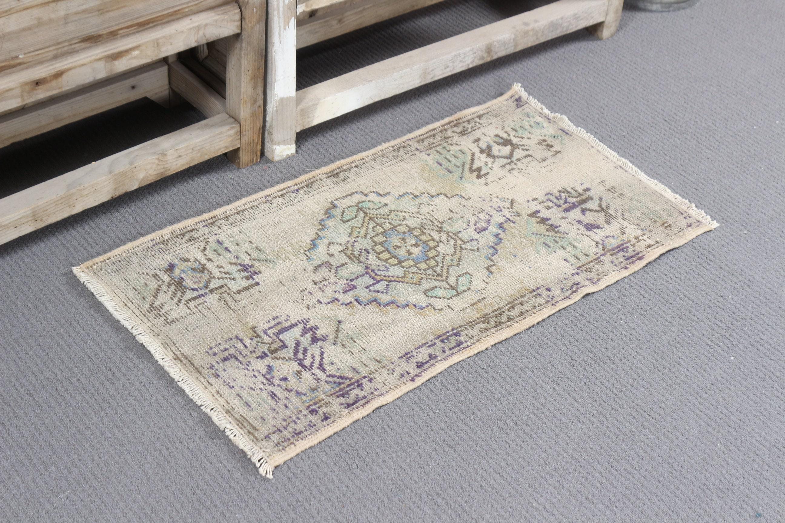 ヴィンテージ トルコ ラグ 48 x 85 cm、手織りの色あせたアナトリア