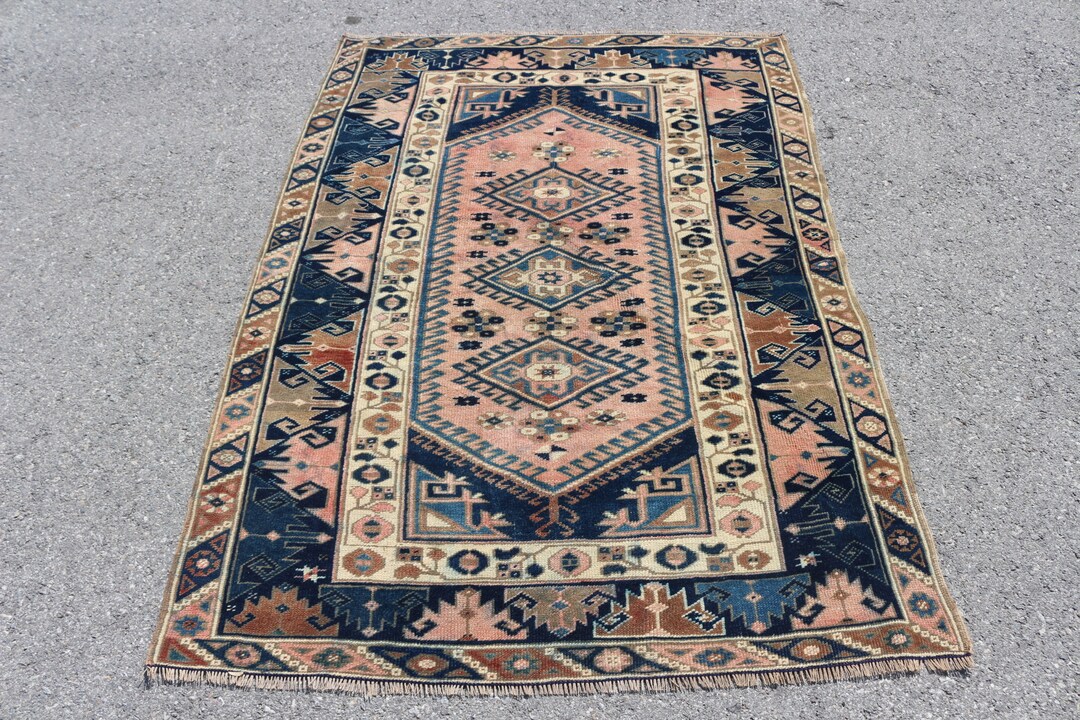 112×202 “Music Box” ViNTAGE TURKiSH RUG 112×202 “Music Box” ViNTAGE TURKiSH RUG