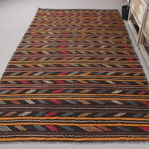 Large Kilim, Turkish Kilim, Vintage Kilim, Antique Anatolian Kilim, Rugs For Living Room, 5.4x9.8 ft Brown Kilim, Patterned Oushak Kilim,