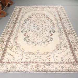 Vintage Turkish Area Rug, 6x9ft, Elegant Floral Pattern, Pastel Tones, Classic Home Decor, Unique Handmade Design