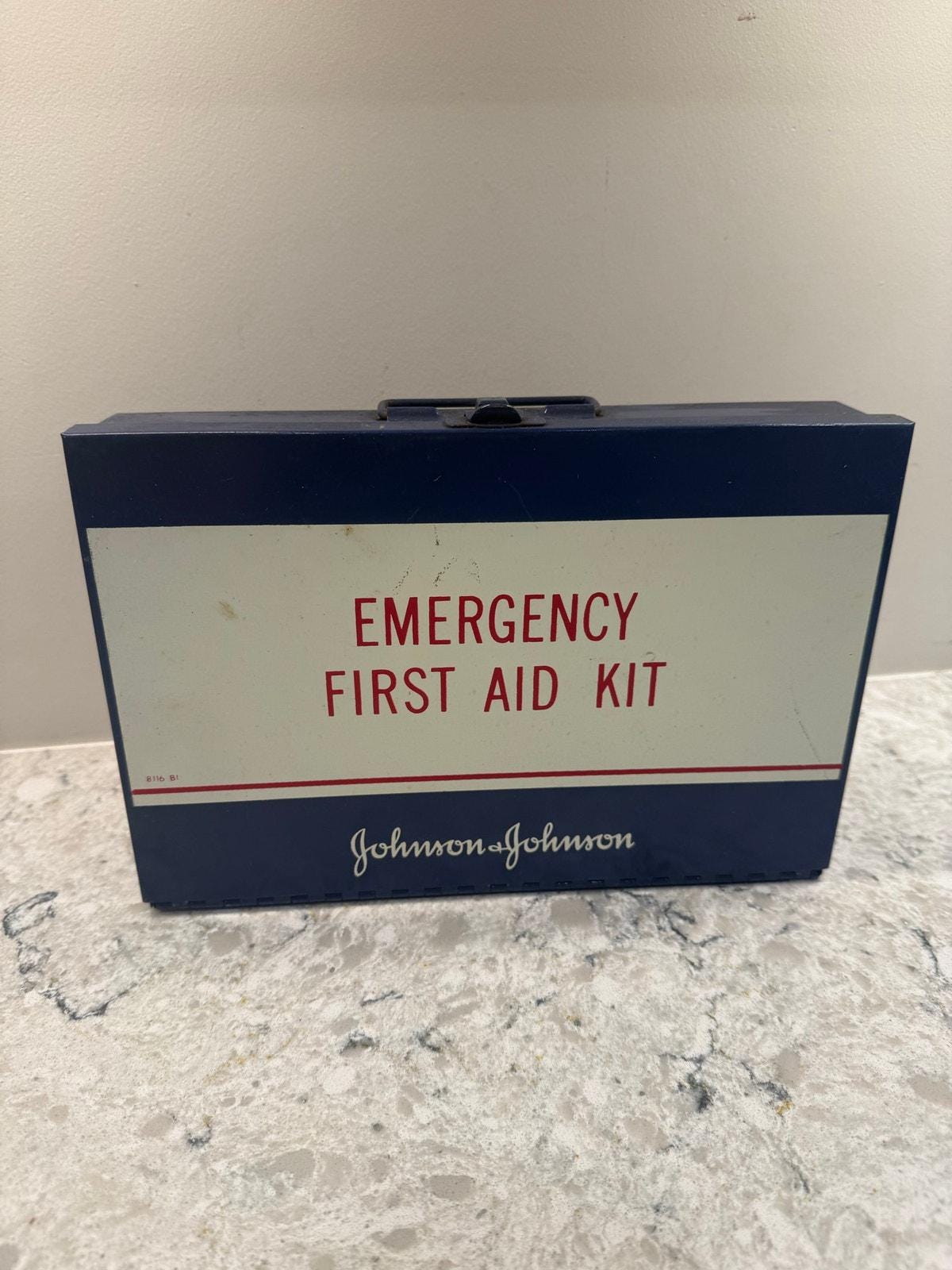 Johnson and johnson first aid kit - Etsy 日本