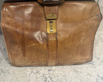 Vintage Gladstone-style Doctor's Briefcase Brown Leather Combination Lock JL