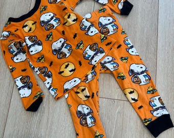 Conjunto de pijama de Halloween de Snoopy y Woodstock de Peanuts, talla 2T, con mangas largas y pantalón.