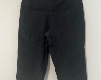 Pantalones cortos Outdoor Voices Double Time de 10 pulgadas, color carbón, talla XS, nuevos con etiquetas.