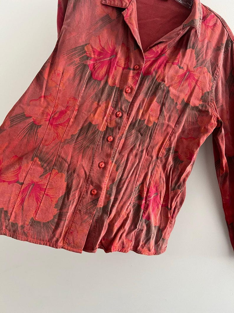 Vintage Tencel Rayon Button Down-skjorta Röd Blommig Storlek Small bild 2