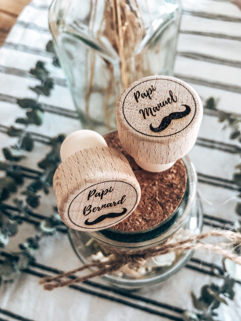Personalized Wine Stoppers for party favors