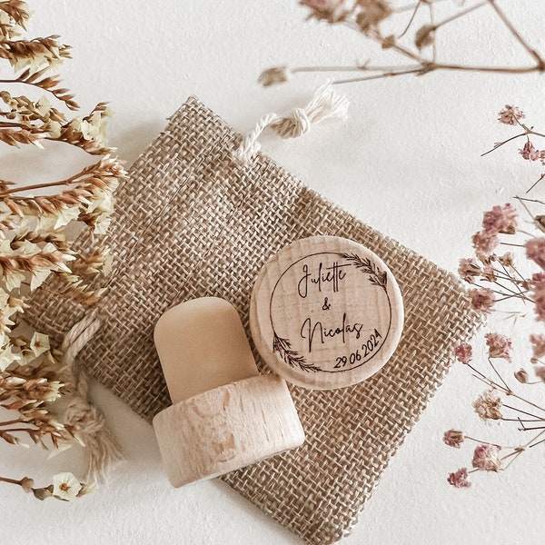 Personalized Wooden Wine Cork - Wedding Guest Gift