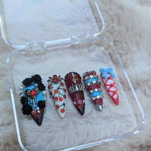 Monster High Press On Nails, Ghoulia Yelps, Goth Nails, Prom Nails, Graduation Nails, Black Nails
