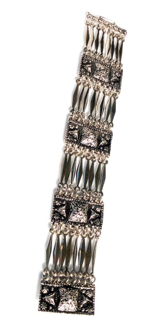 TAXCO MEXICO 0925 STERLING Silver Bracelet Silver Signed TAXCO MEXICO 0925 STERLING Silver Bracelet Silver Signed