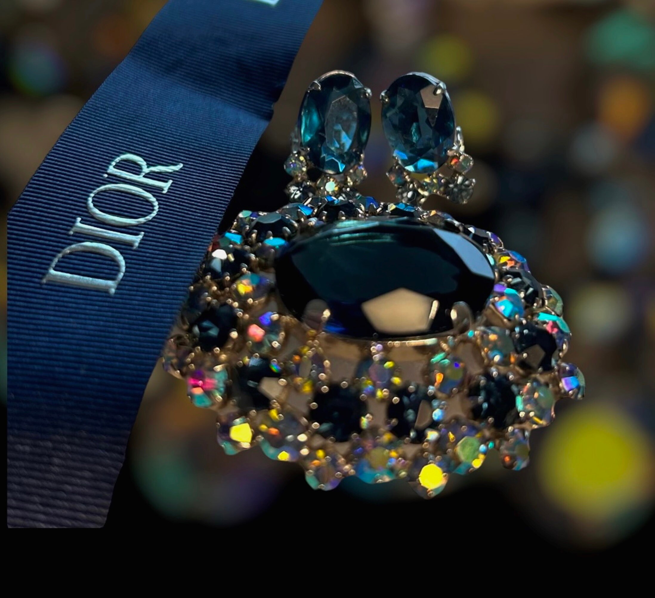 Dior ♡レア♡ヴィンテージ品 ジョン・ガリアーノ缶バッチブローチセット 3点 Yahoo!オークション -「galliano」(女性用) (ディオール)の落札