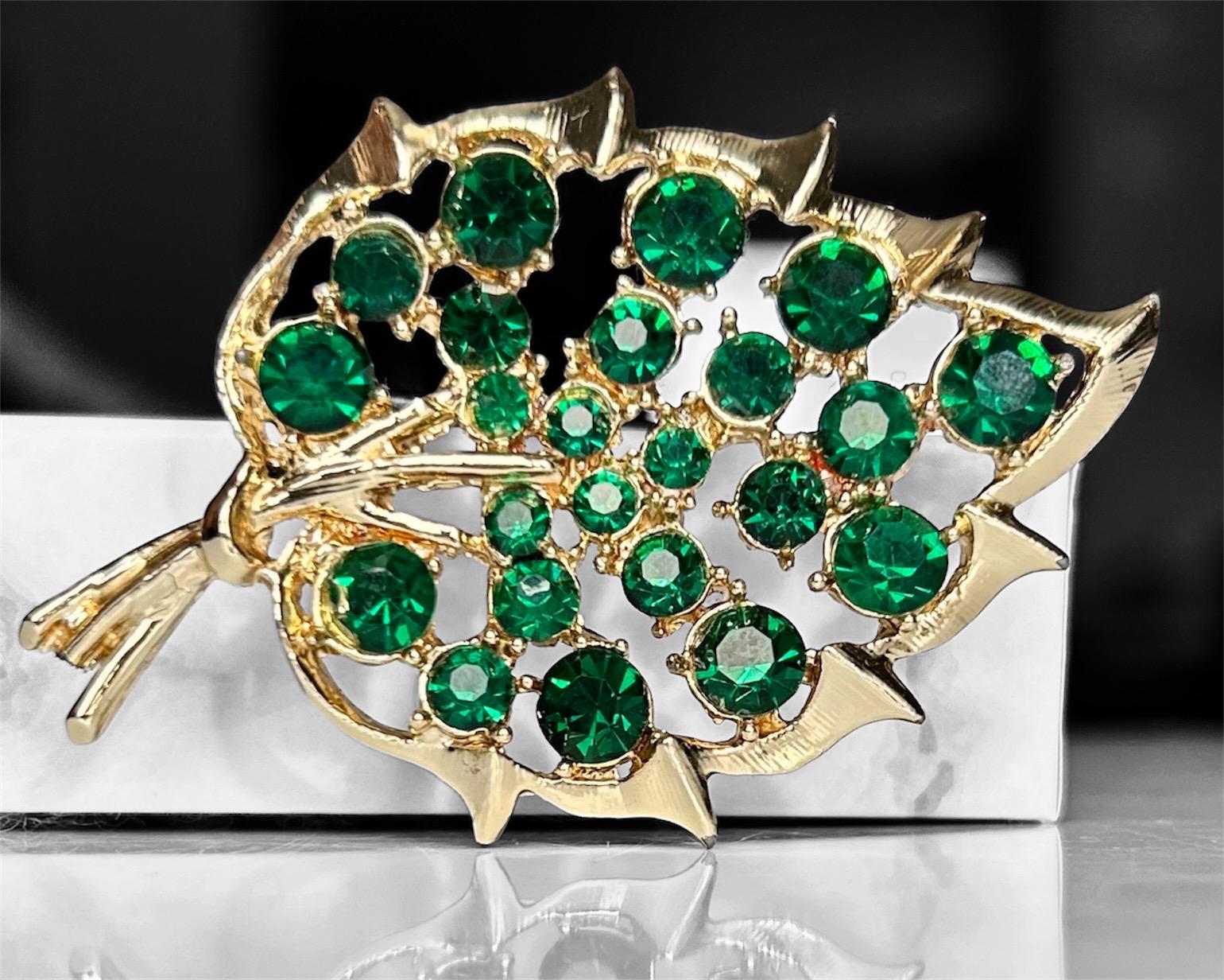 Broche Vintage Or Avec Perle Blanche Et Pierre Verte émeraude - Occasion Impeccable