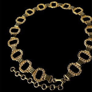 BELT MADE ITALY Gold Metal Circular Chain Links •signed•logo  display picture 1