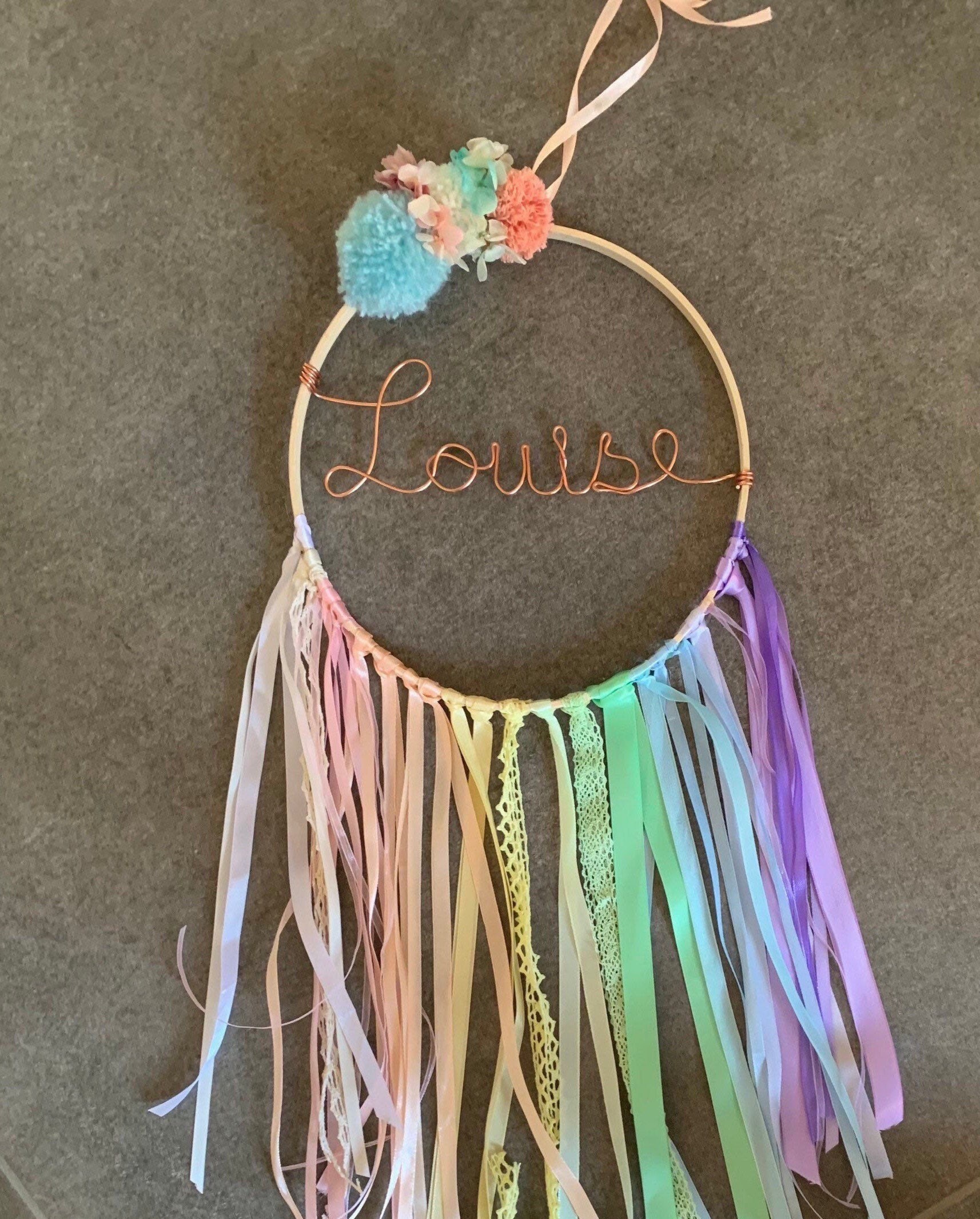 Attrape-Rêves Personnalisé - Thème Arc en Ciel Pastels Décoration Murale Cadeau Naissance Anniversai