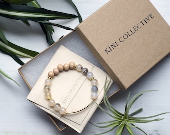 Diffuser bracelet, handmade aromatherapy jewelry, agate and wood bracelet