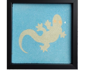 Green Lizard Symbol Handmade Framed Tile Table