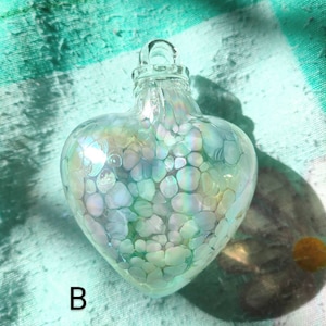 Special post. 6 Beautiful blown glass heart. HAND Blown Glass, cabo hearts. Made in Mexico. **Wholesale too, ask for it**