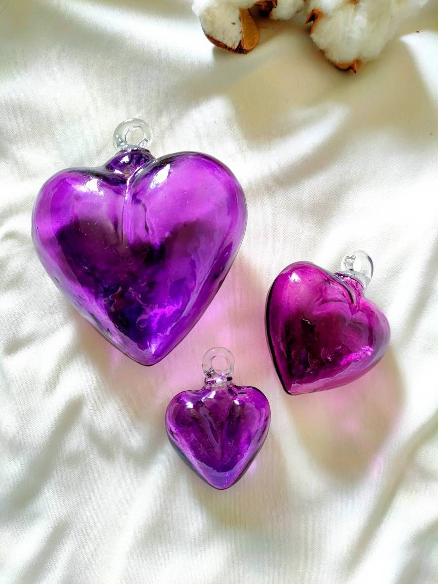 Handheld Glass Heart 