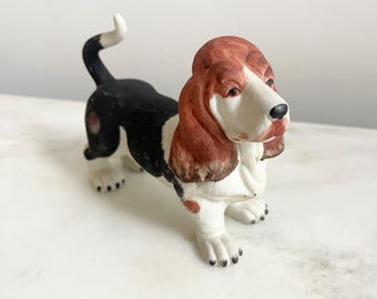 小さなヴィンテージイタリアン淡いブルーのバセットハウンドの陶器製
