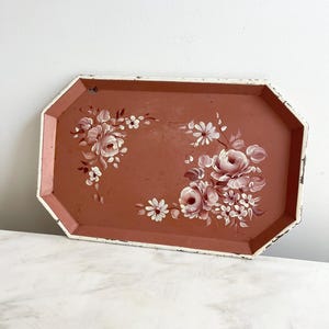 Vintage Pink White Flower Toleware Tray; Nashco Handpainted Floral Decorative Tray; Tole Painted Metal; Garden Decor; Spring Party Tray