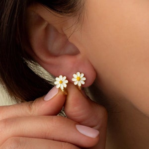 Boucles d'oreilles marguerite en argent 925 plaqué or boucles d'oreilles marguerite en filigrane faites à la main bijoux d'été boucles d'oreilles florales image 1