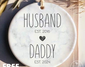 New Dad Gift from Wife, First Time Dad Gift, Future Daddy Gifts, Pregnancy Announcement Reveal, Dad to Be Gift, Husband to Daddy Ornament