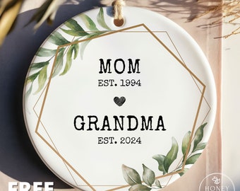 Promoted to Grandma Ornament, Baby Announcement Gift, New Grandma Gift, Gift for Grandma, First Time Grandma, Pregnancy Reveal, Personalized