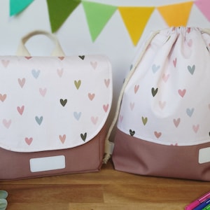 Kindergartenrucksack personalisiert altrosa Herzen, Krippenrucksack mit Namen