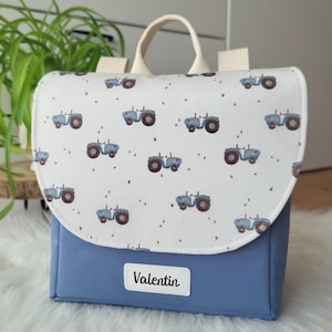 Kindergartenrucksack Bulldog personalisiert, Krippenrucksack Traktor mit Namen