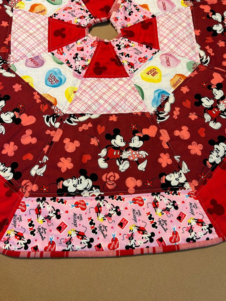 Valentine's Day Tree Skirt 