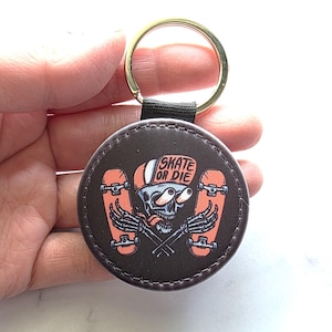 Skate Or Die Skull PU Leather Key Chain, Skateboard Keychain
