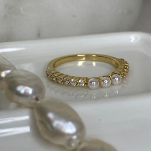 Pure pearl ring sale