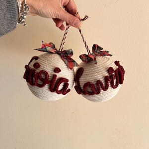 Palline di Natale in tricotin con nome personalizzate