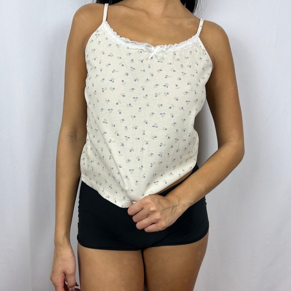 Brandy Melville Heart Tank  Heart tanks, Clothes design, Tops