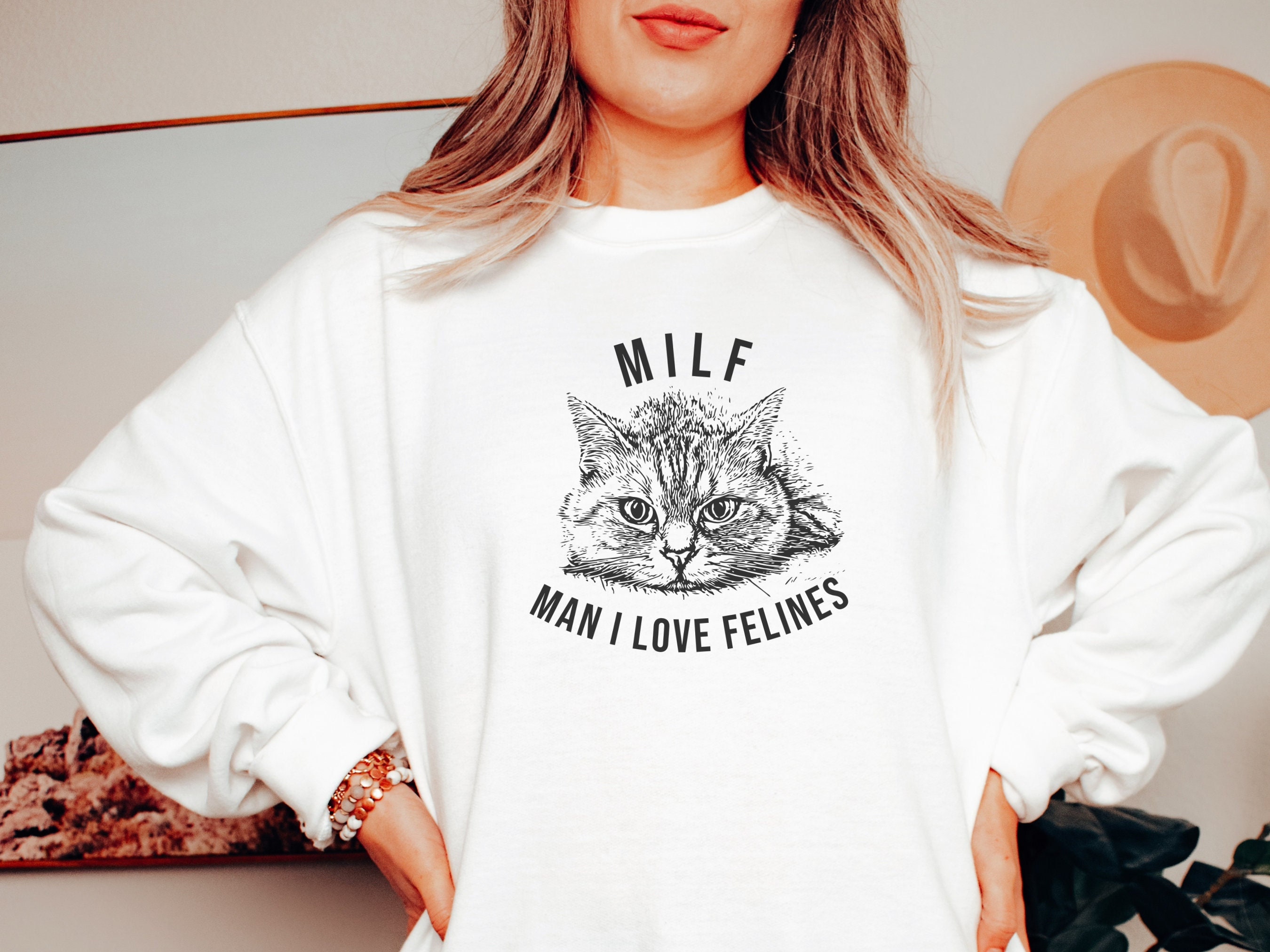 pullover cats